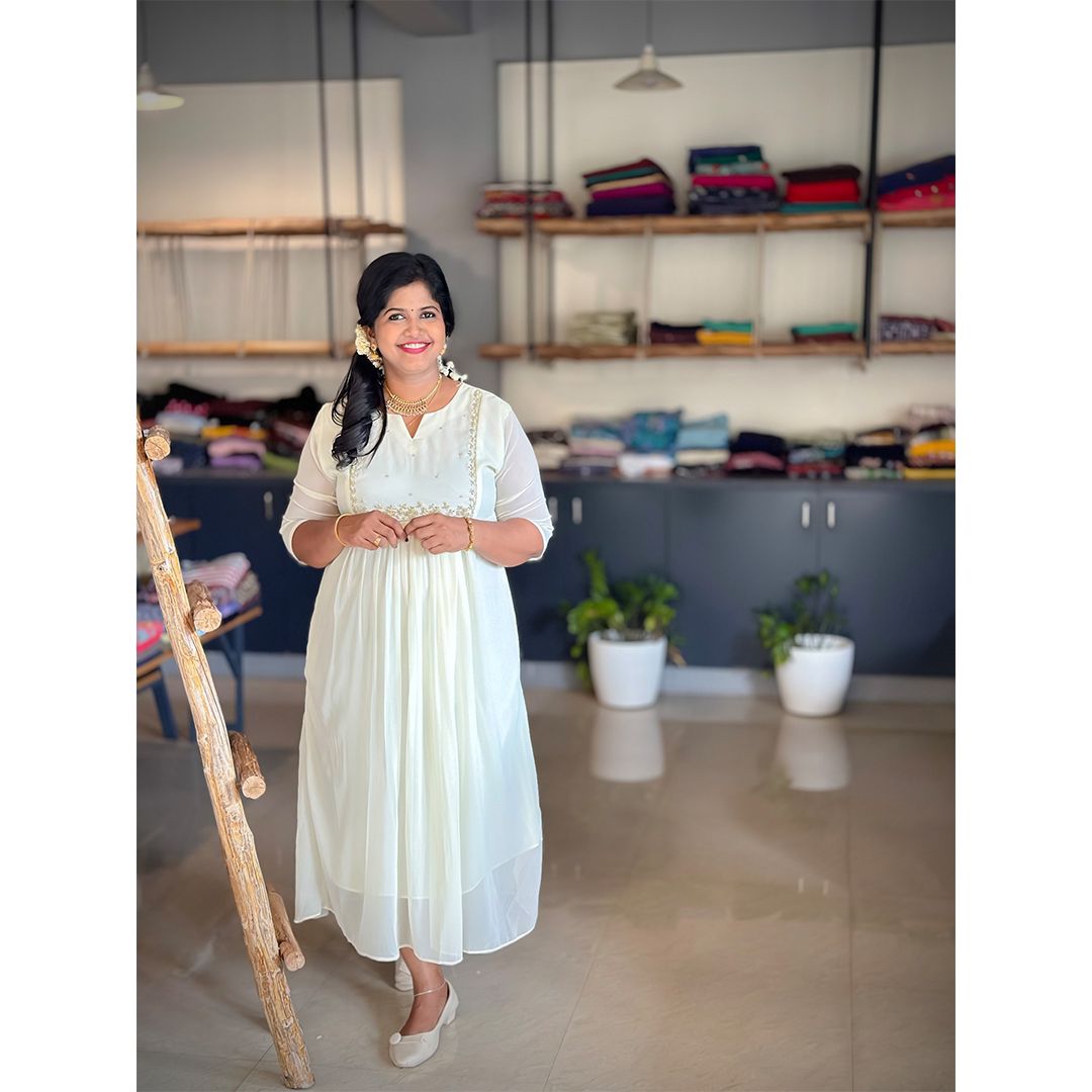 Onam slitted kurti MCK291
